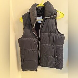 Old Navy Black Puffer Vest
